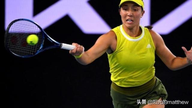 个足球村 个足球村