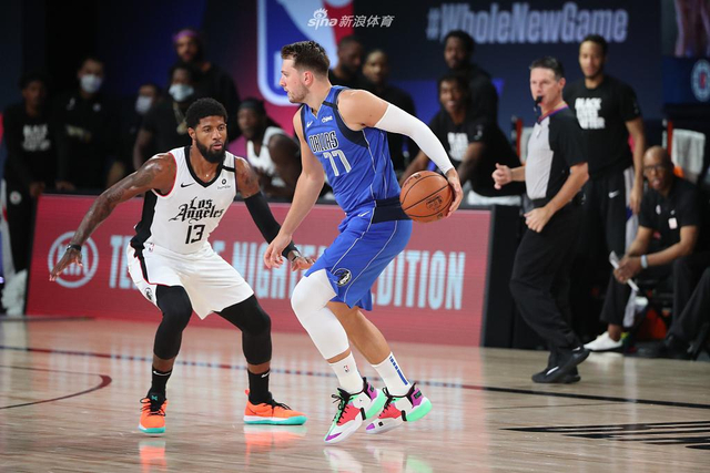 等多方面的 等多方面的